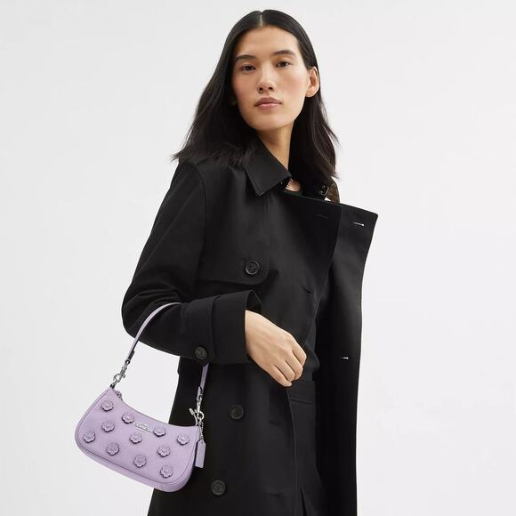 🌸 Teri Mini Crossbody Bag With Floral Applique - Picture 6 of 10